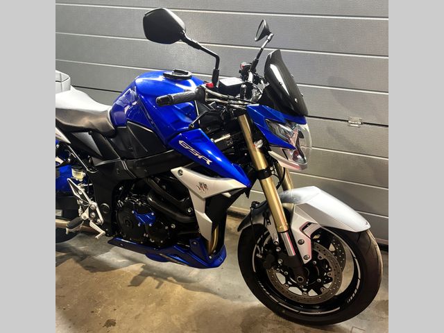 suzuki - gsr-750