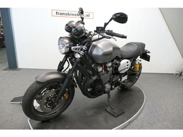 yamaha - xjr-1300