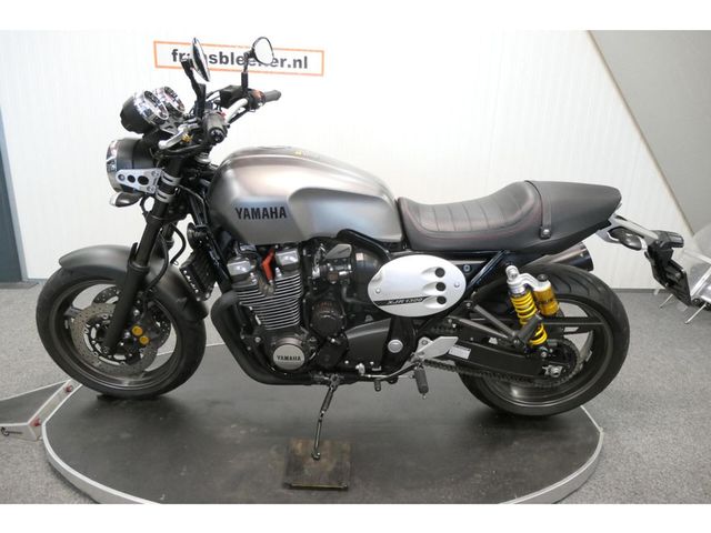 yamaha - xjr-1300