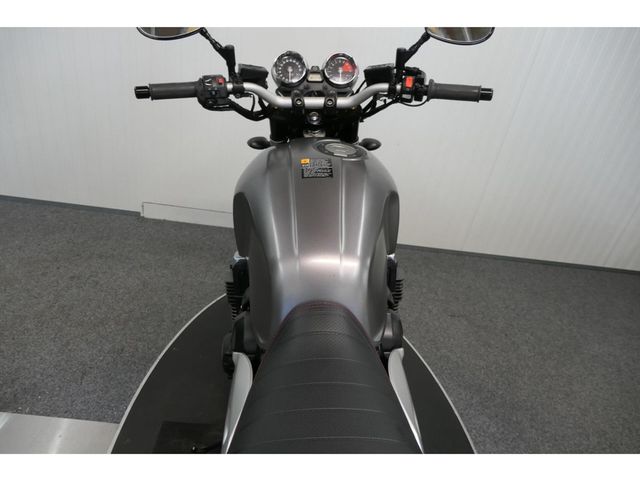 yamaha - xjr-1300