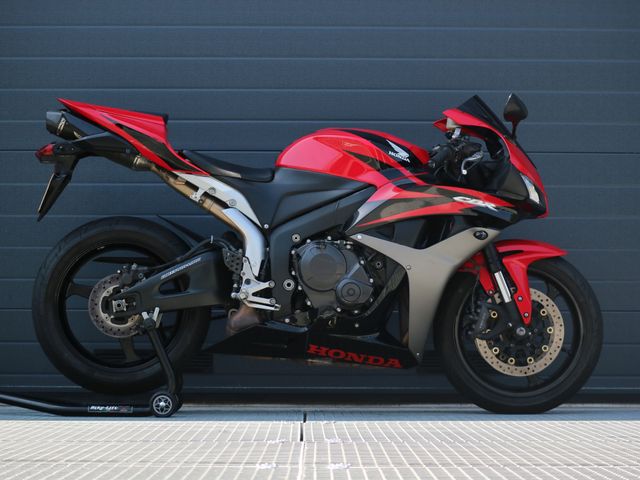 honda - cbr-600-rr
