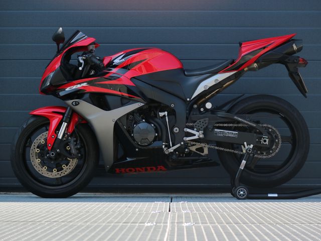 honda - cbr-600-rr