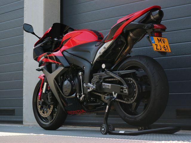 honda - cbr-600-rr