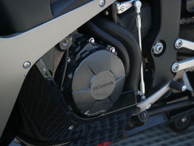 honda - cbr-600-rr