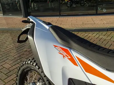 KTM 690 ENDURO R – foto 4
