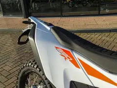 KTM 690 Enduro R 2026 nieuw – foto 4 van 5