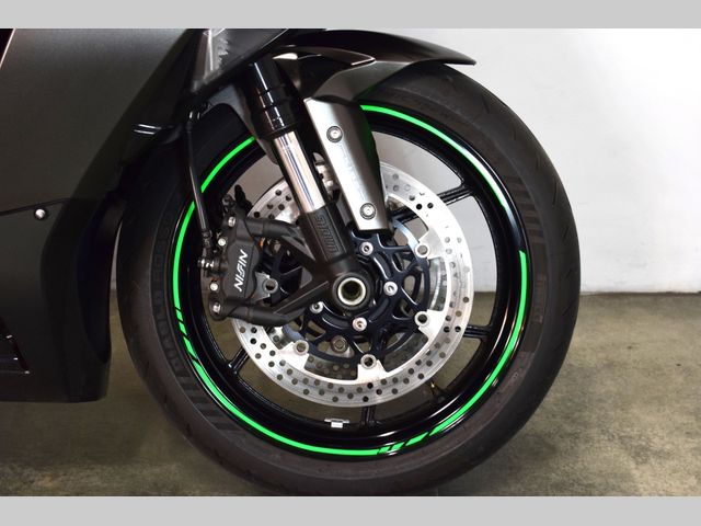 kawasaki - ninja-zx-6r