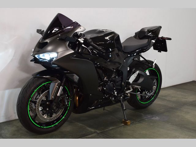 kawasaki - ninja-zx-6r