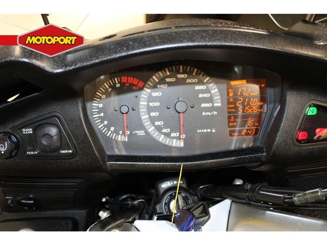 honda - st-1300-pan-european-abs