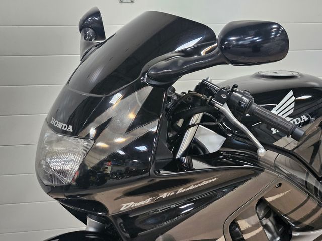 honda - cbr-600-f