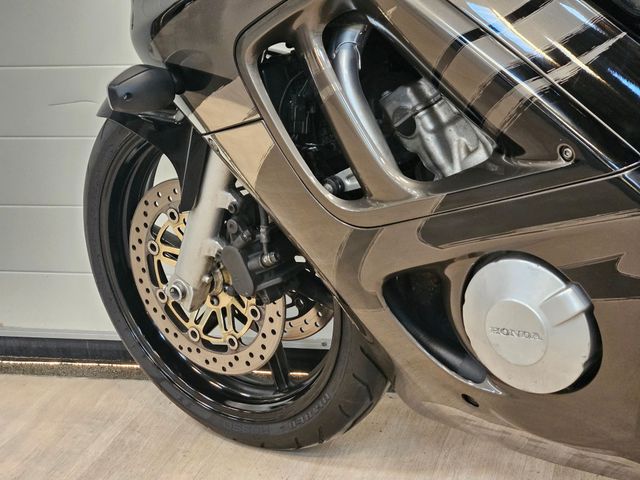 honda - cbr-600-f