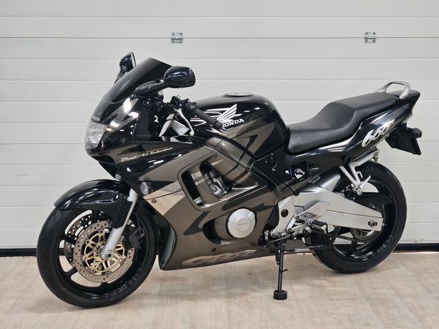 honda - cbr-600-f