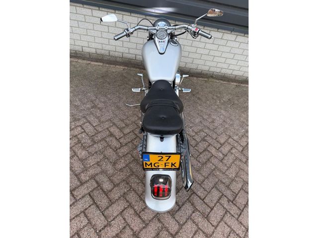 kawasaki - vn-800-vulcan