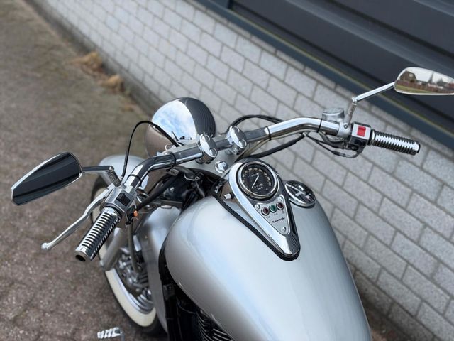 kawasaki - vn-800-vulcan