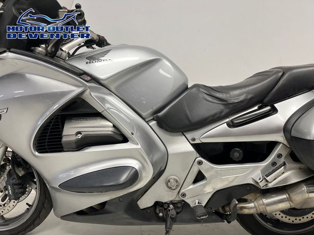 honda - st-1300-pan-european-abs