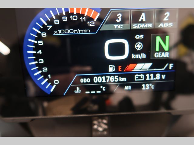 suzuki - v-strom-800