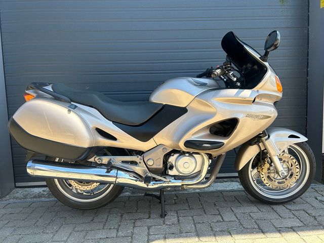 honda - nt-650-v-deauville