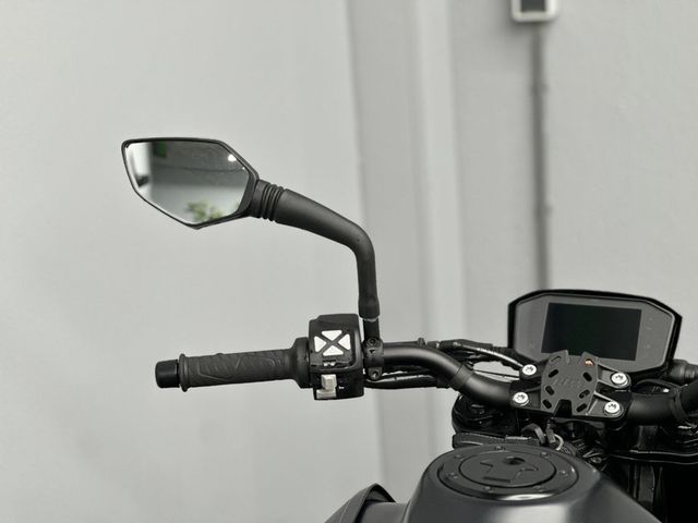 ktm - 890-duke