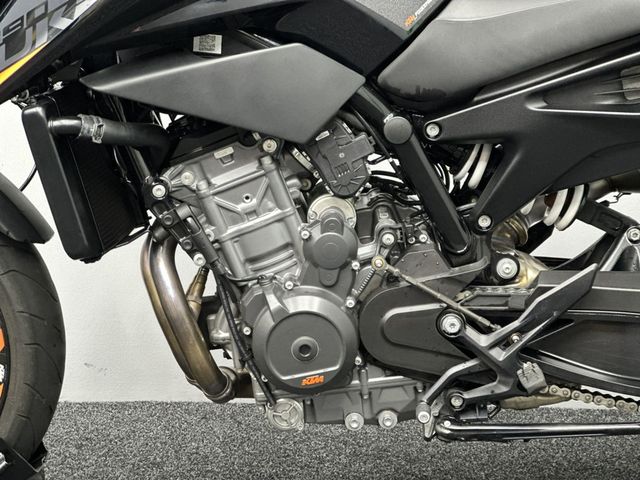 ktm - 890-duke