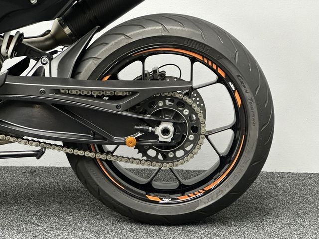 ktm - 890-duke