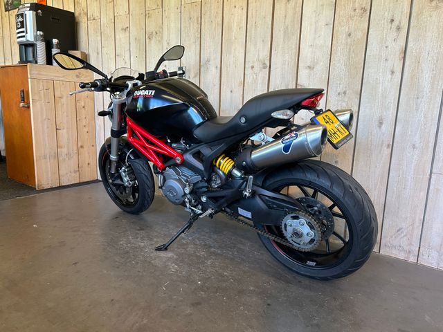 ducati - m-796
