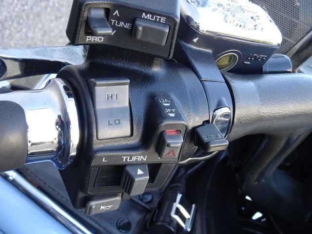 honda - gl-1500-se-goldwing