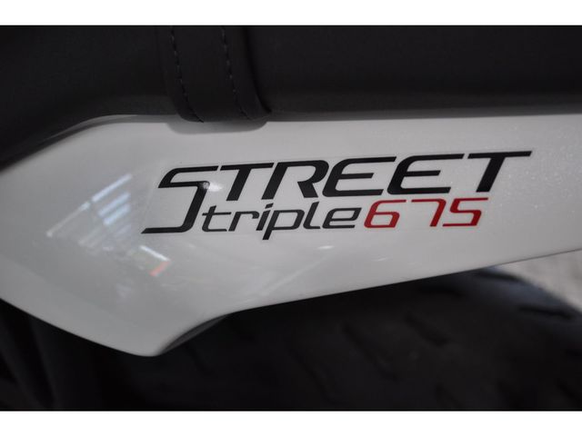 triumph - street-triple-r