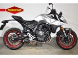 SUZUKI GSX-8S
