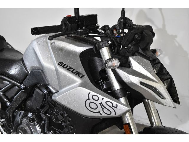 suzuki - gsx-8s