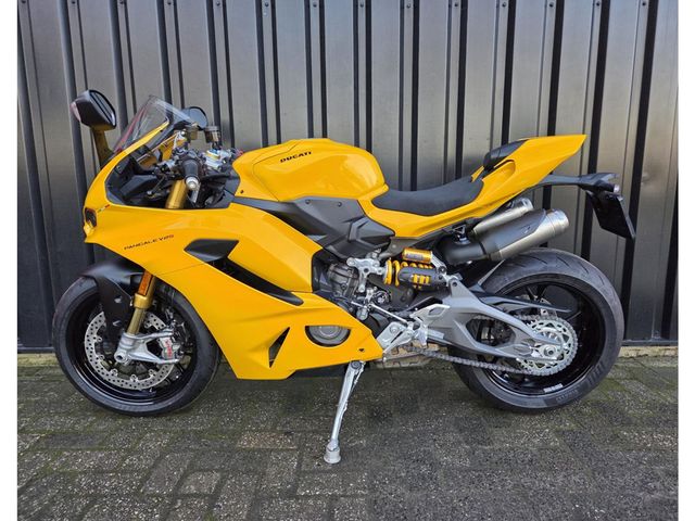 ducati - panigale-v2-s