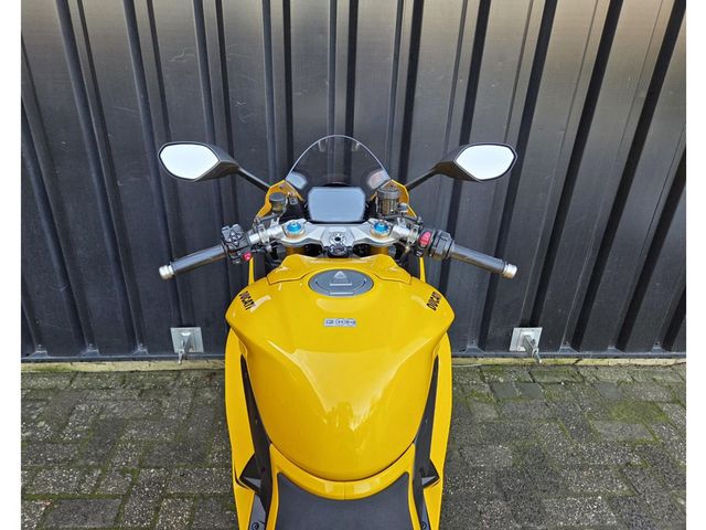 ducati - panigale-v2-s