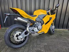 Ducati Panigale V2S Yellow 2026 nieuw – foto 9 van 13