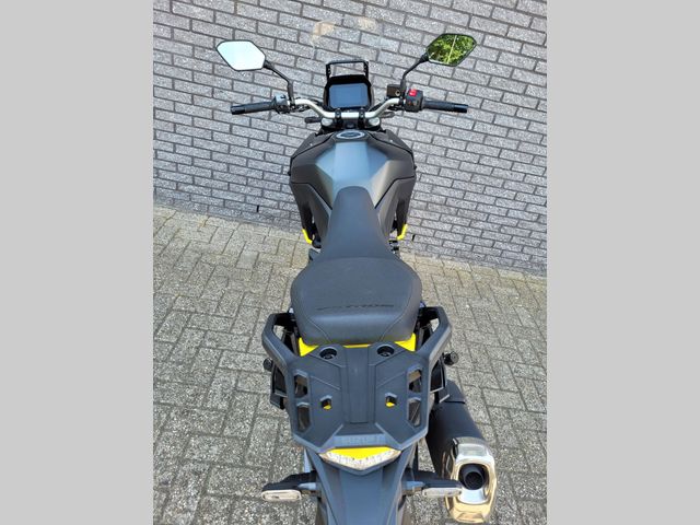 suzuki - v-strom-800