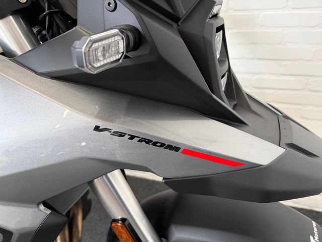 suzuki - v-strom-800