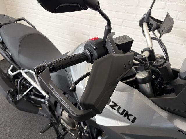 suzuki - v-strom-800