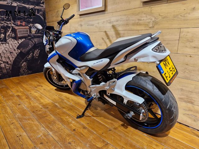 suzuki - sfv-650-gladius