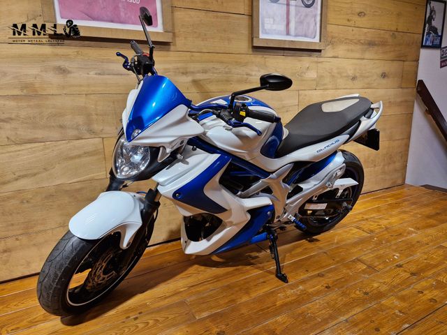 suzuki - sfv-650-gladius