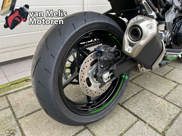 kawasaki - z900-se