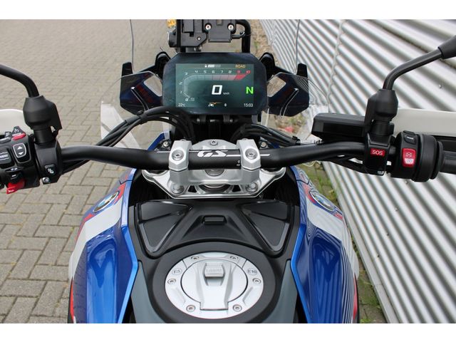 bmw - r-1300-gs