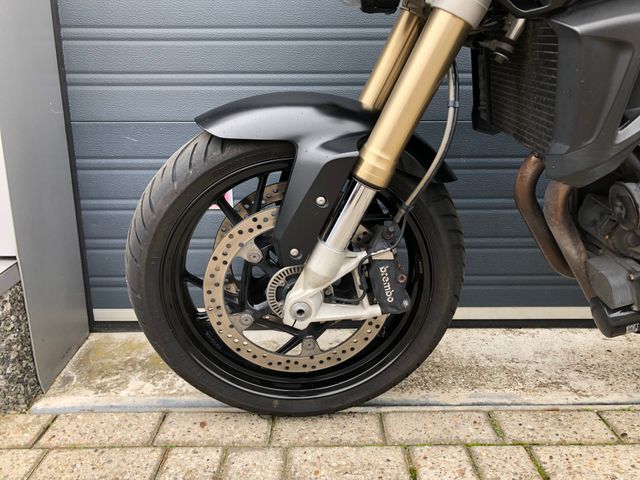 bmw - f-800-r