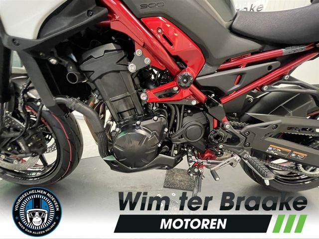 kawasaki - z900