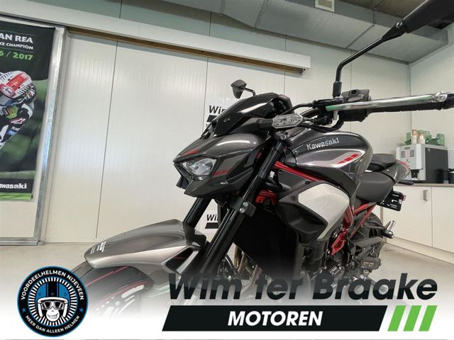 kawasaki - z900