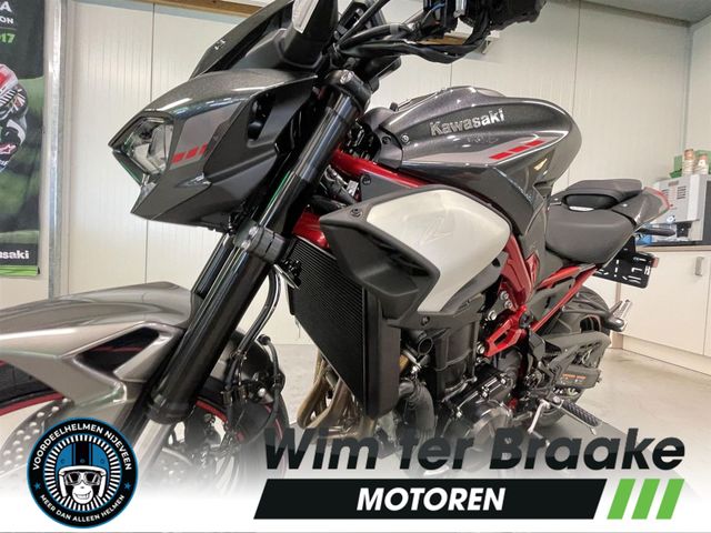 kawasaki - z900