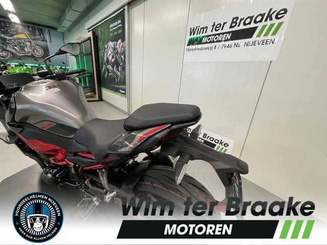 kawasaki - z900