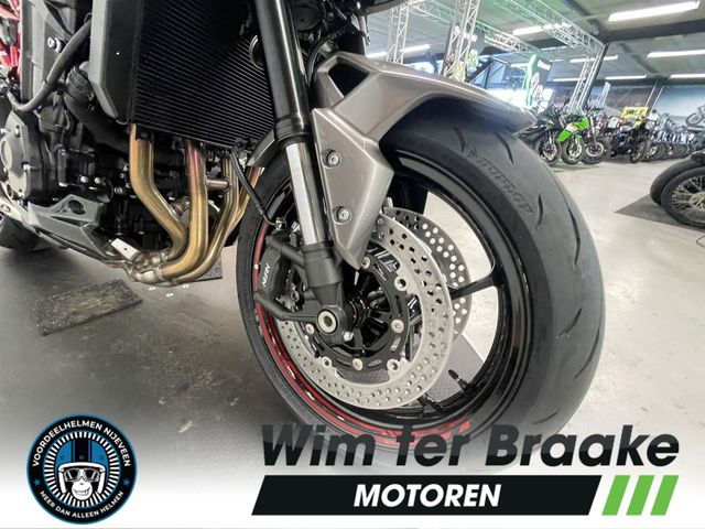 kawasaki - z900