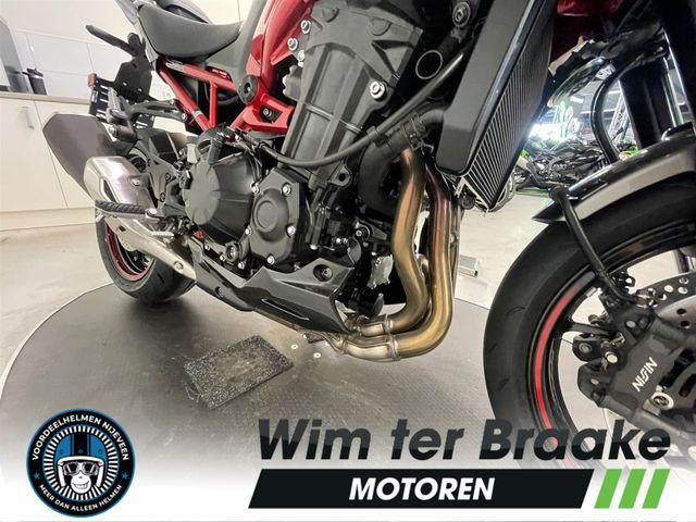kawasaki - z900