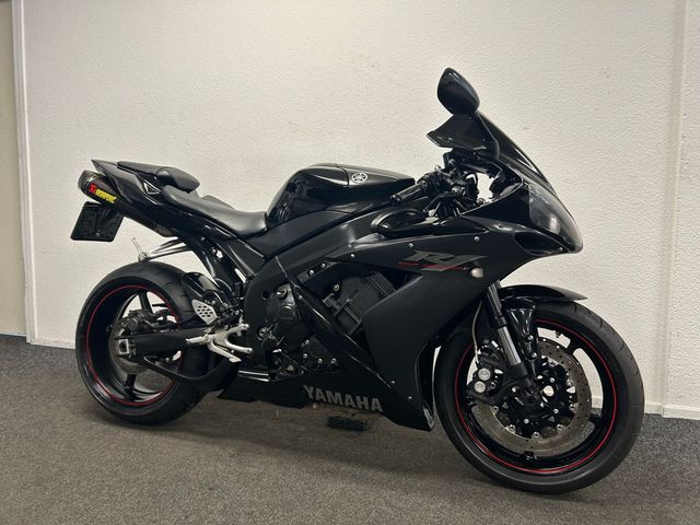 yamaha - yzf-r1