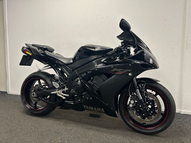 yamaha - yzf-r1