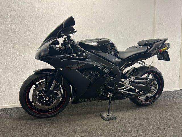 yamaha - yzf-r1