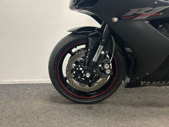yamaha - yzf-r1